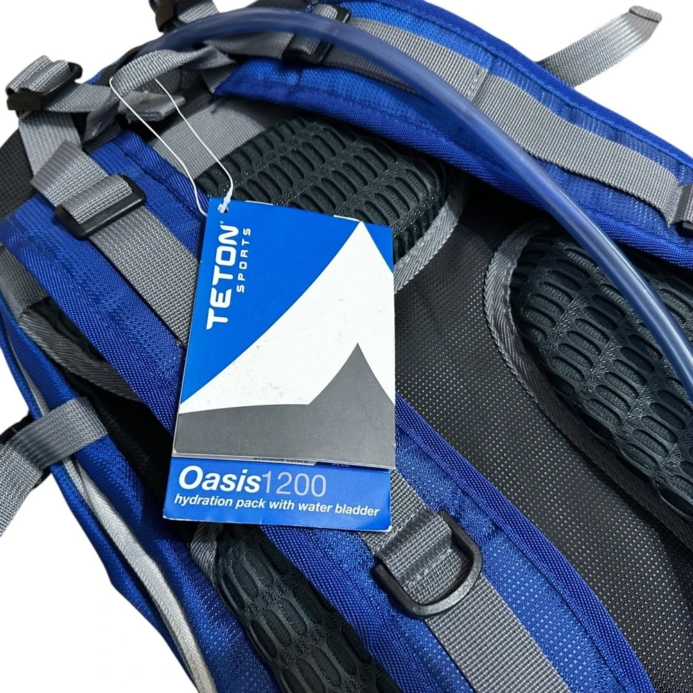 Teton‎ Sports Oasis 1200 Hydration Backpack Blue Gray Pack with Water Bladder